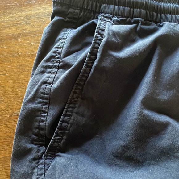 Abercrombie & Fitch  mens  extra small shorts - Picture 4 of 5